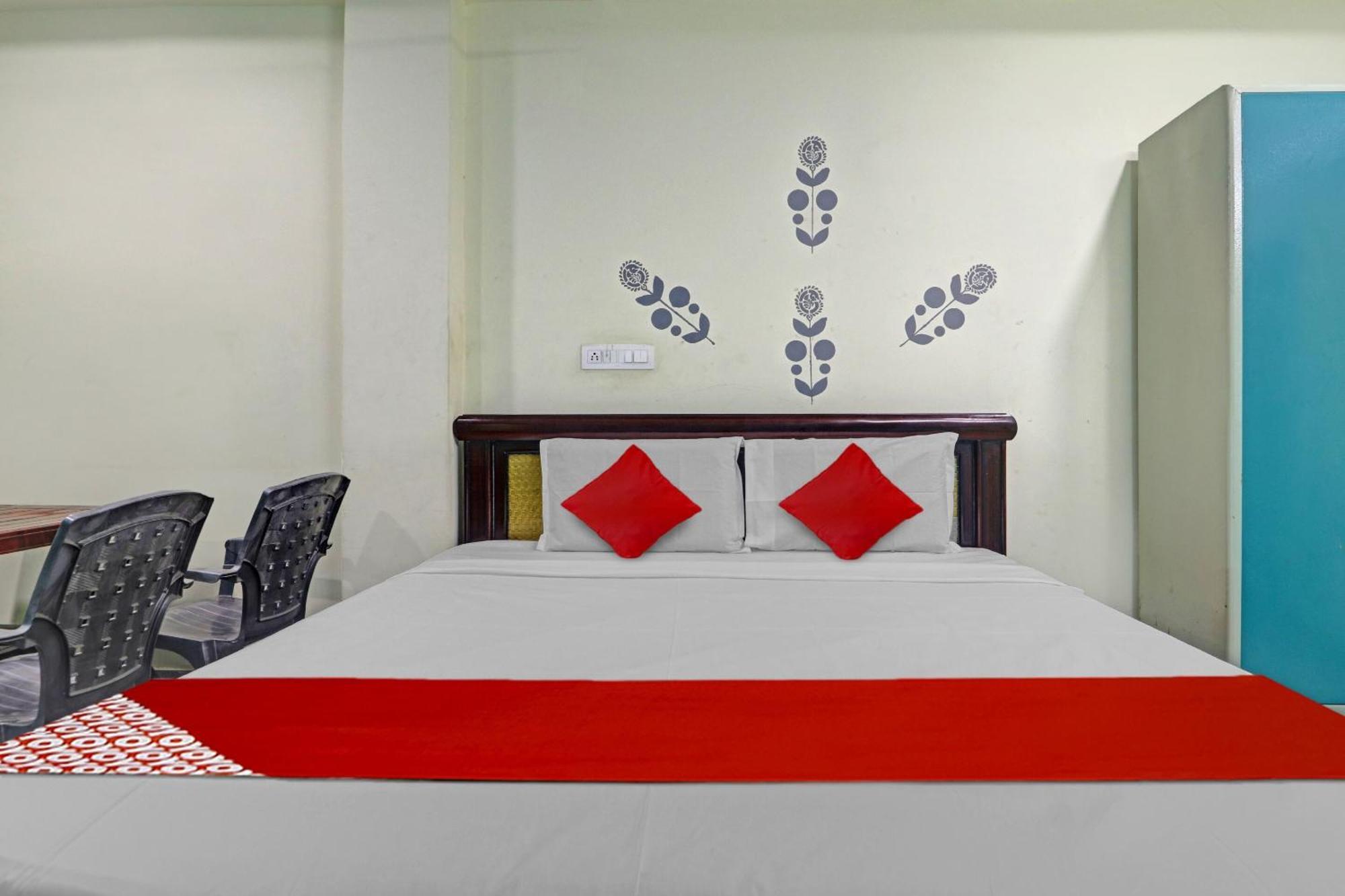 Oyo Flagship 81051 Sri Sai Manikanta Otel Haydarabad Dış mekan fotoğraf