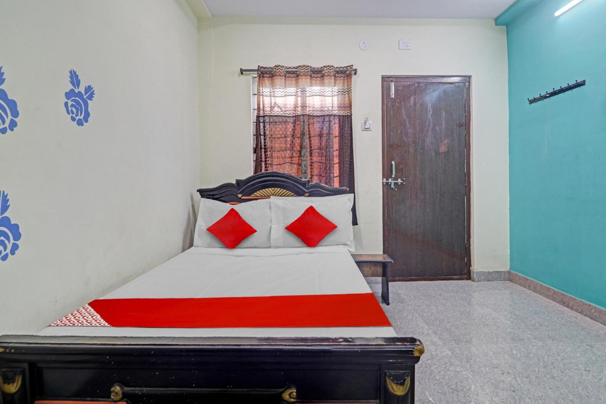 Oyo Flagship 81051 Sri Sai Manikanta Otel Haydarabad Dış mekan fotoğraf