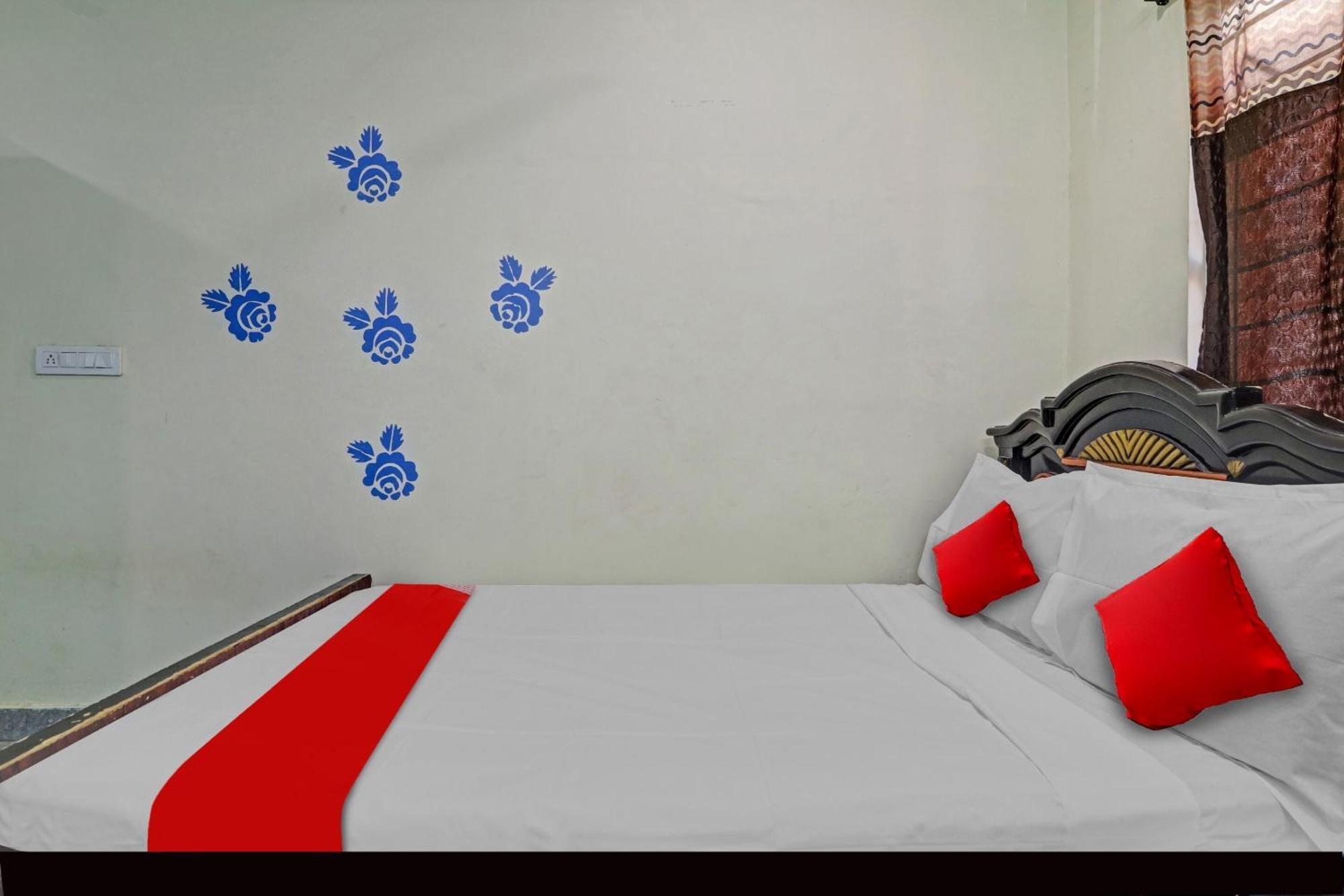 Oyo Flagship 81051 Sri Sai Manikanta Otel Haydarabad Dış mekan fotoğraf